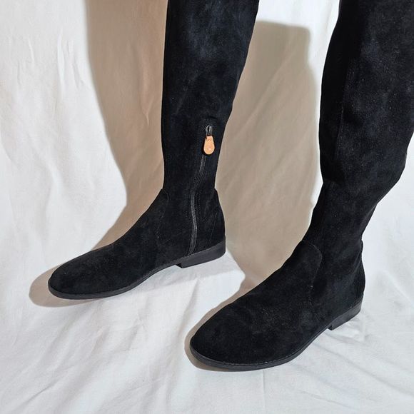 EUC Gentle Souls by Kenneth Cole Women's Emma Black Knee-High Boot Size 10M - Picture 2 of 7